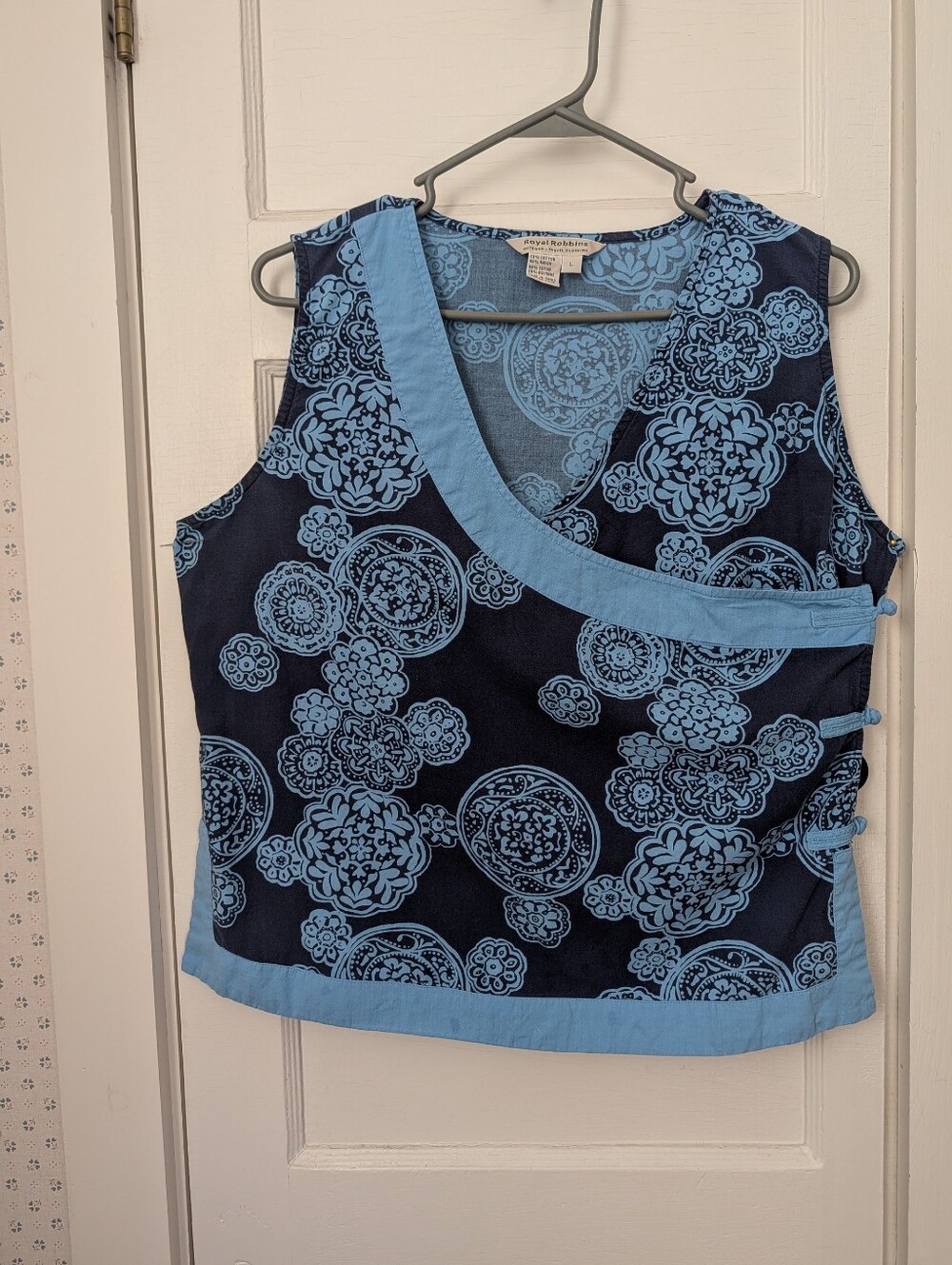 💙 Royal Robbins Navy Light Blue Floral Wrap Tank Boho Hippie Festival Cotton